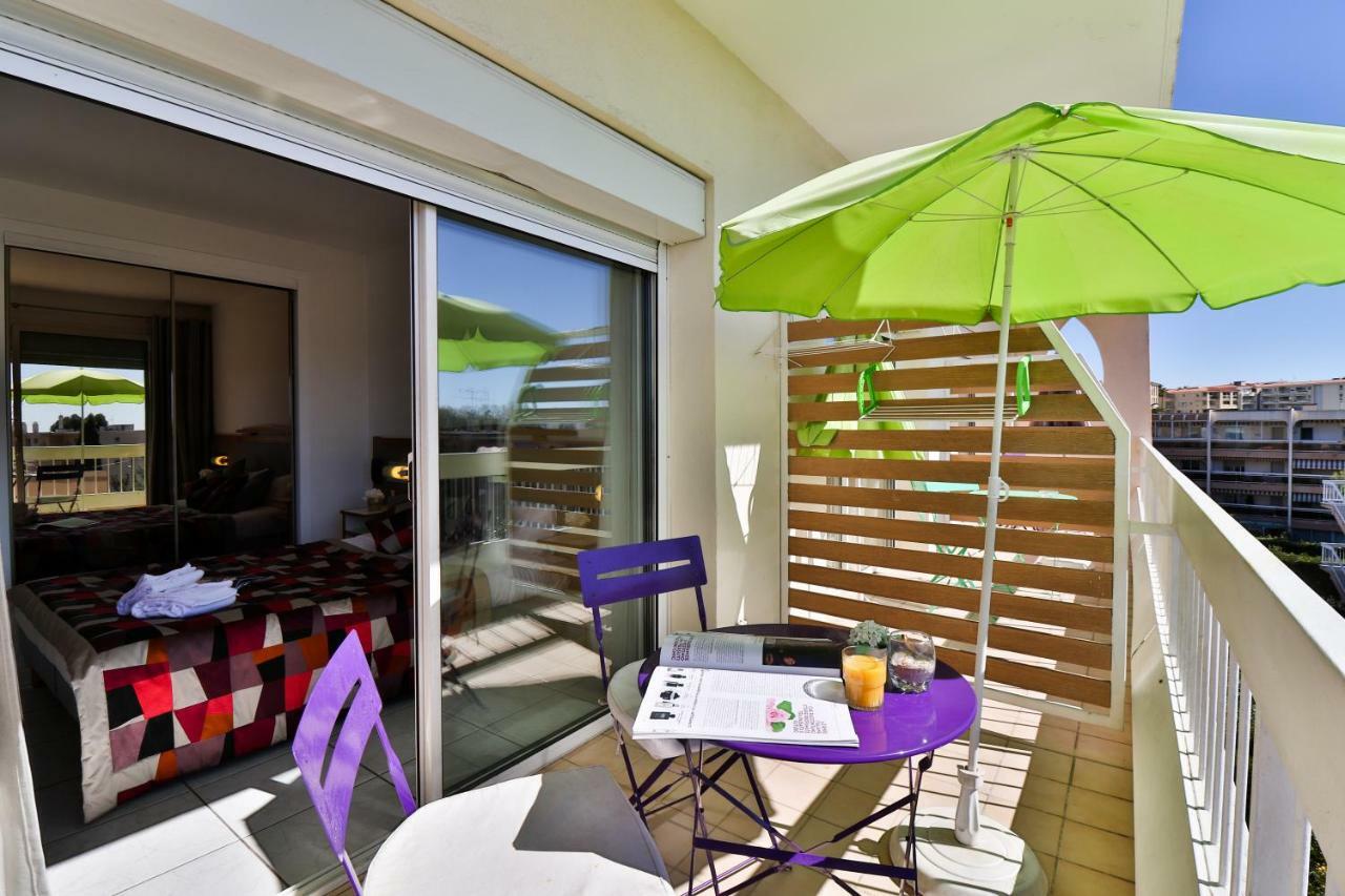 Hotel Restaurant De La Mer Golfe-Juan Ngoại thất bức ảnh